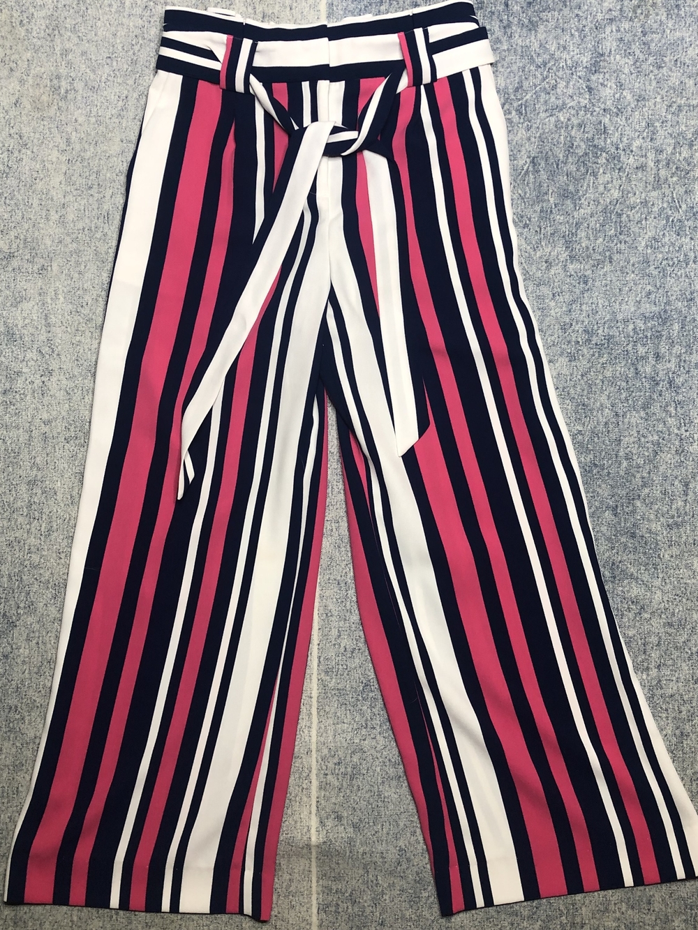 Express Striped Wide-Leg Tie-Waist Pants in Pink, Black & White